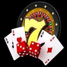 Pengguna sedang menikmati layanan hiburan sports dan casino digital dari sekawan78